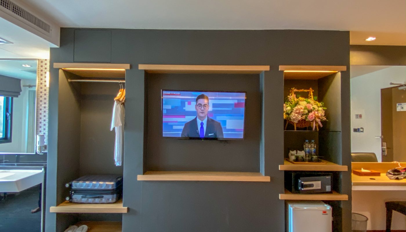 Twin Room TV l The Three Hatyai Hotel