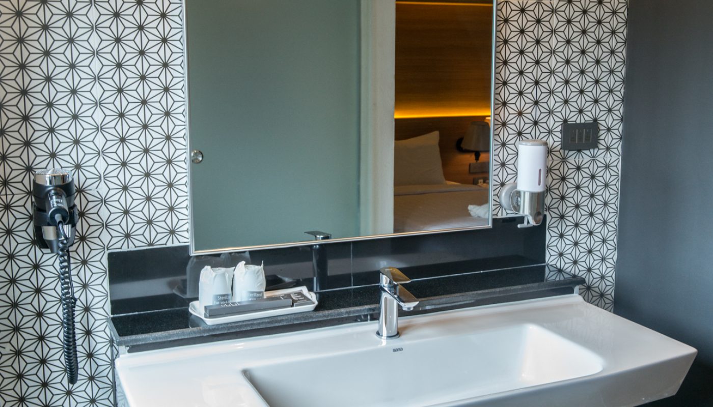 bathroom Open Floor Plan twin room